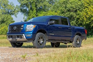Nissan Titan Suspension Lift Kit - Rough Country - 2-inch Leveling Kit - '22-'24